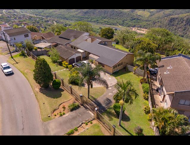 4 BEDROOM HOUSE FOR SALE IN RESERVOIR HILLS